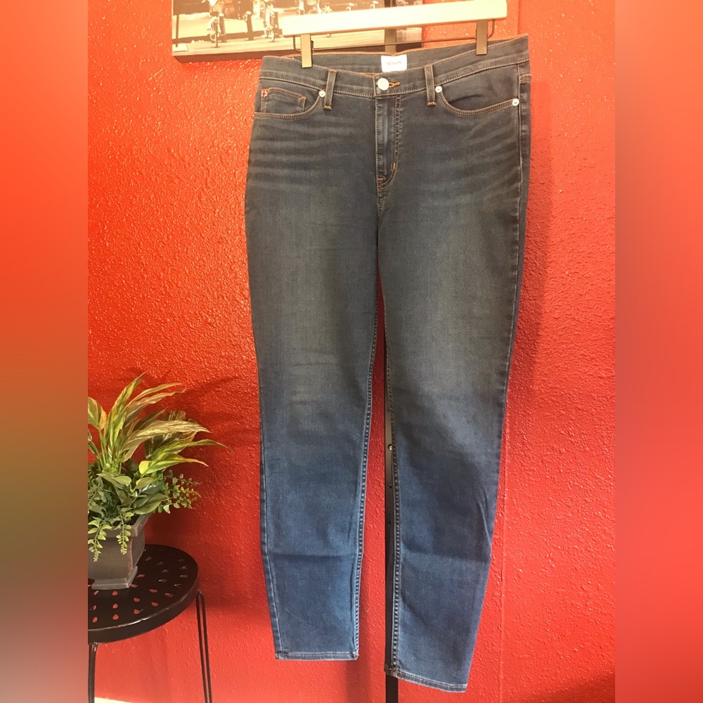 Hudson. Size 30. Blue denim skinny jeans.